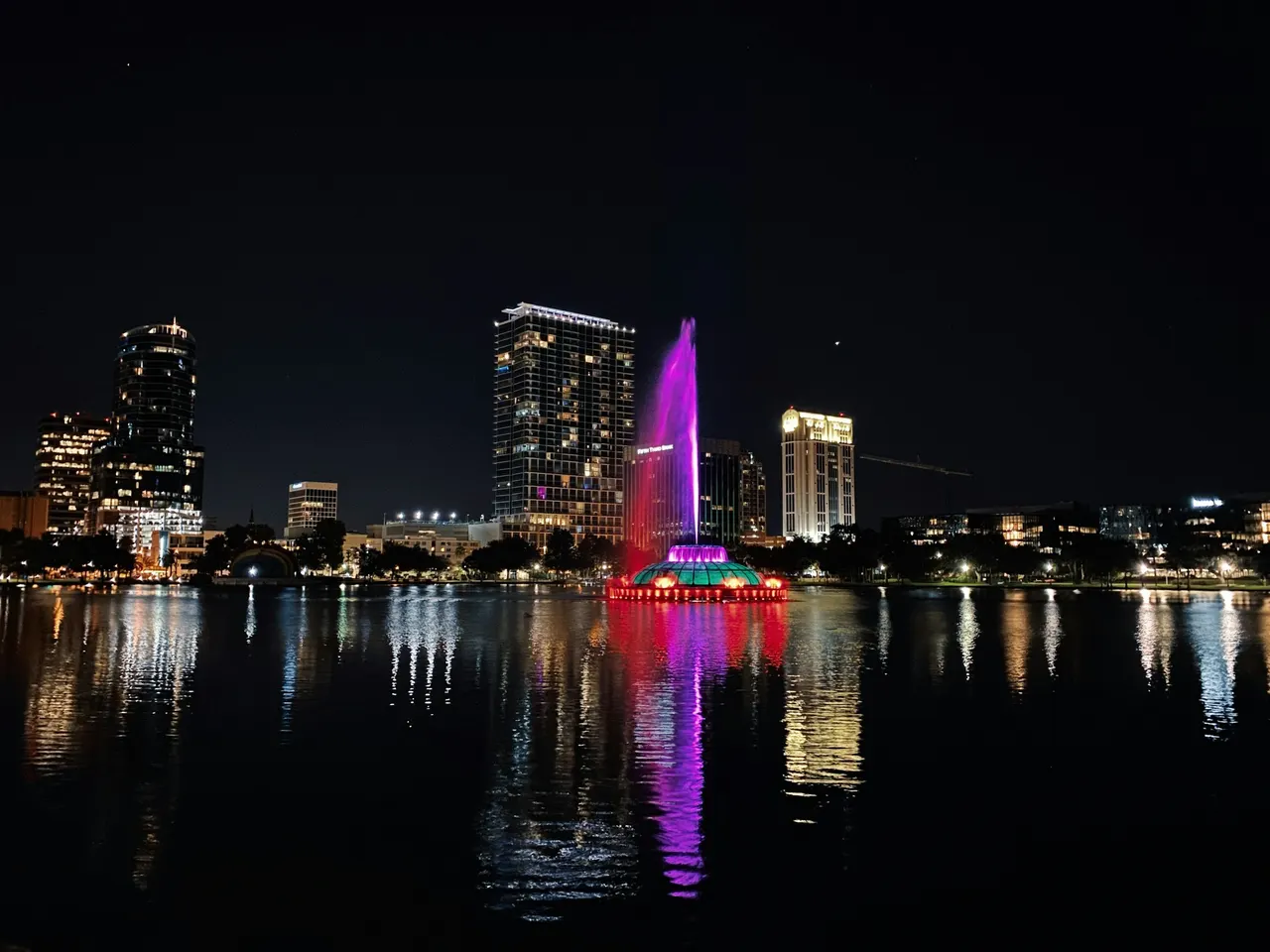 Corporate Entertainment in Orlando: Top Orlando Corporate Magician Josh Weidner - Josh Weidner